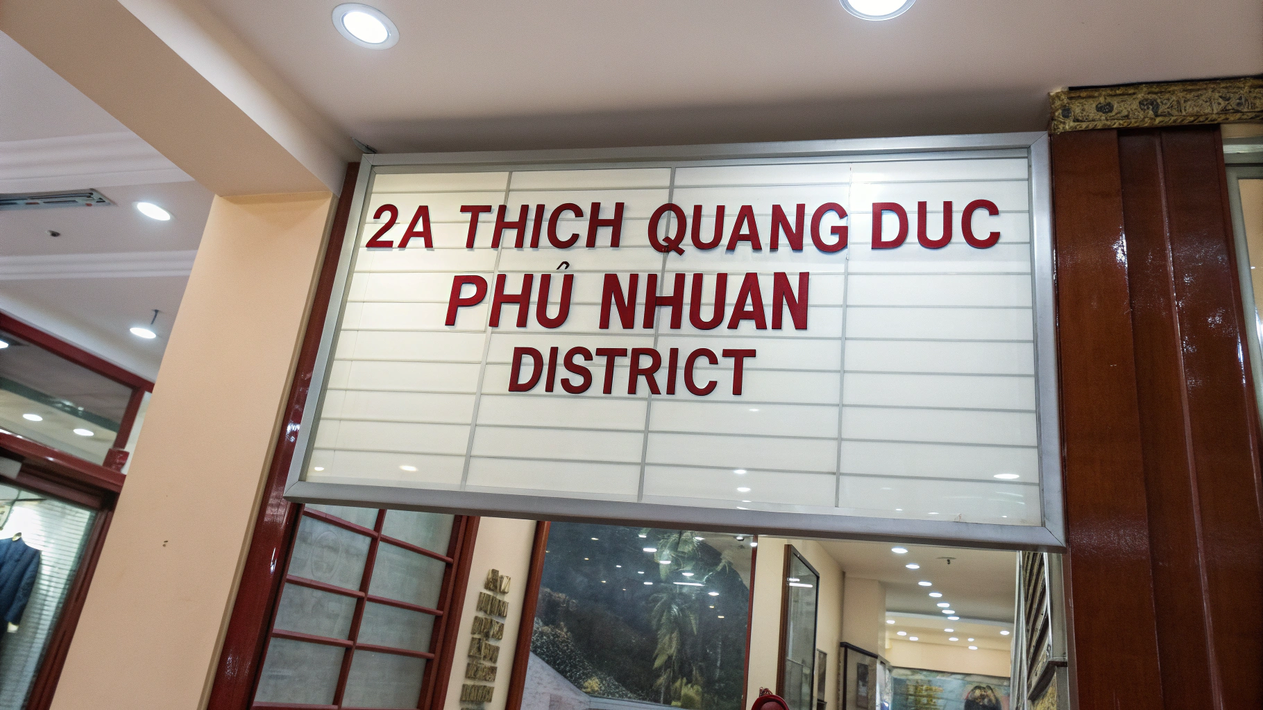 Giá cả sửa giày tại 2A Thích Quảng Đức